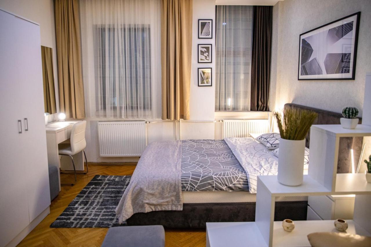 Cubic Central Lux Ni Exteriér fotografie